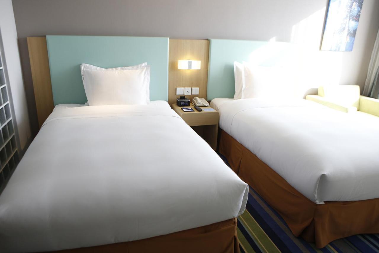 Holiday Inn Express Yingkou Onelong Plaza By Ihg Gaizhou Ngoại thất bức ảnh