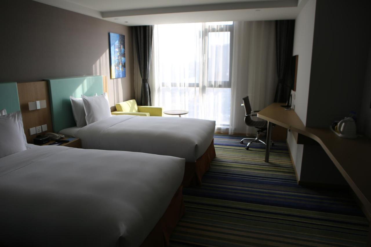 Holiday Inn Express Yingkou Onelong Plaza By Ihg Gaizhou Ngoại thất bức ảnh