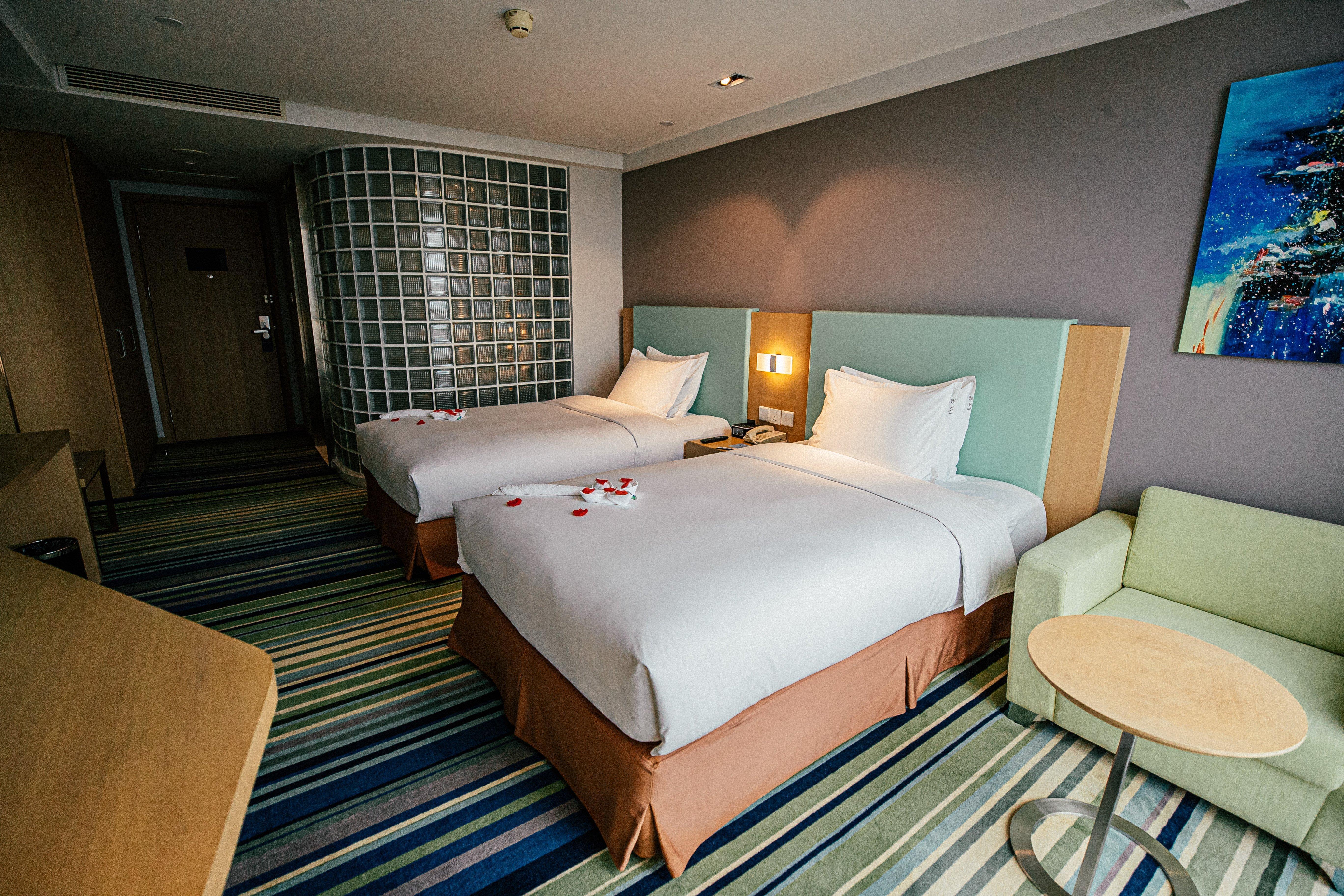 Holiday Inn Express Yingkou Onelong Plaza By Ihg Gaizhou Ngoại thất bức ảnh