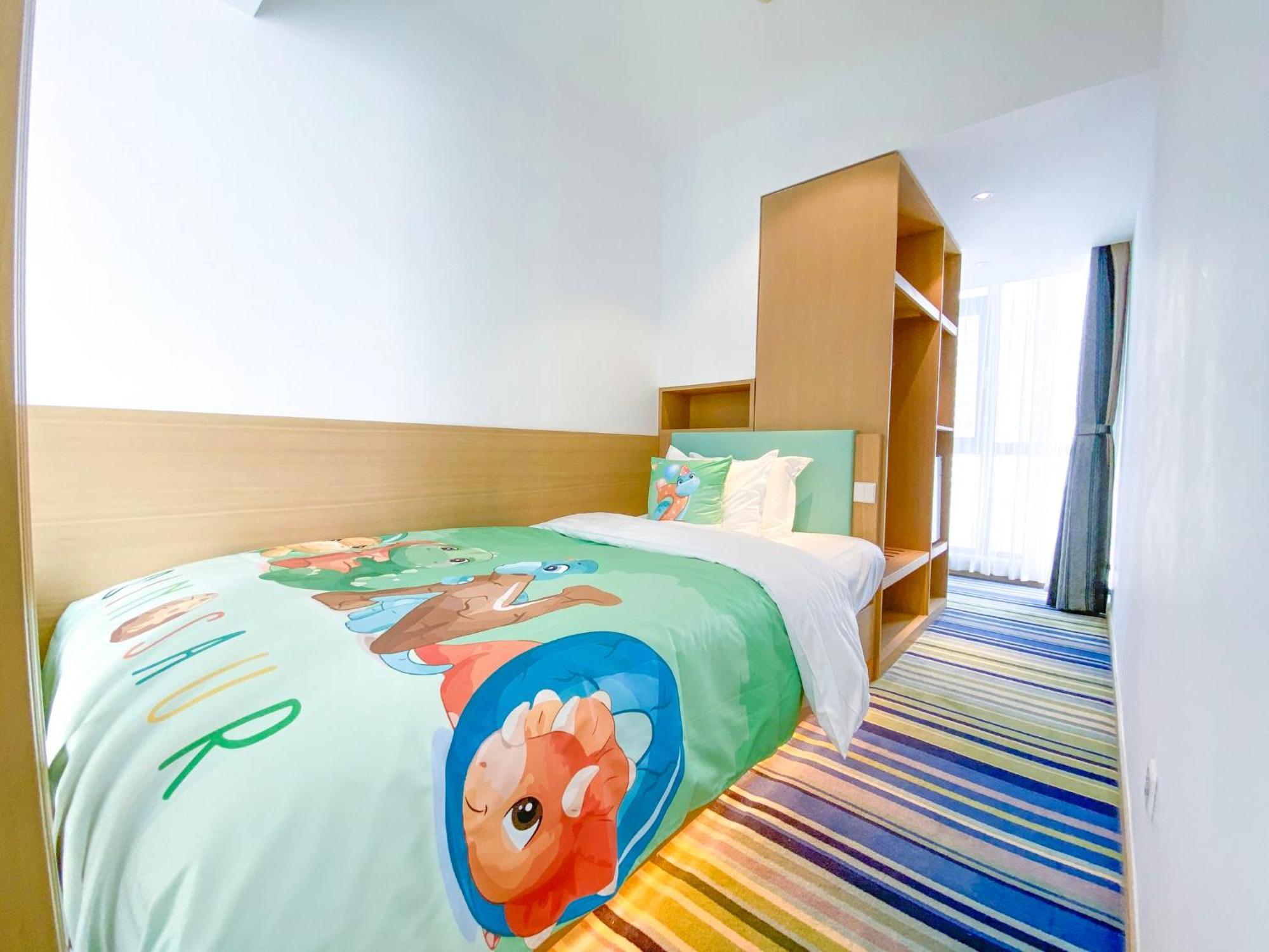Holiday Inn Express Yingkou Onelong Plaza By Ihg Gaizhou Ngoại thất bức ảnh